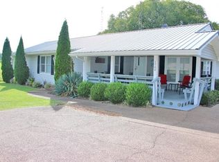 1700 Spencer Rd, Scottsville, KY 42164