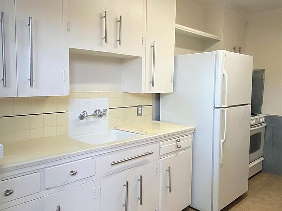 5th image of 1509 N 15th Ave #1509