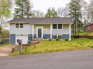 1830 Niemann Dr, Cape Girardeau, MO 63701
