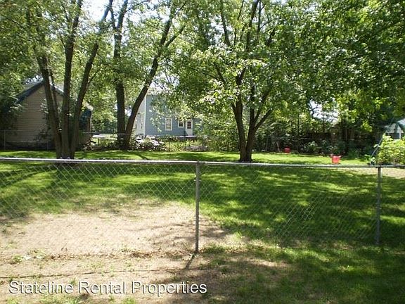 3rd image of 1213 42nd Ave