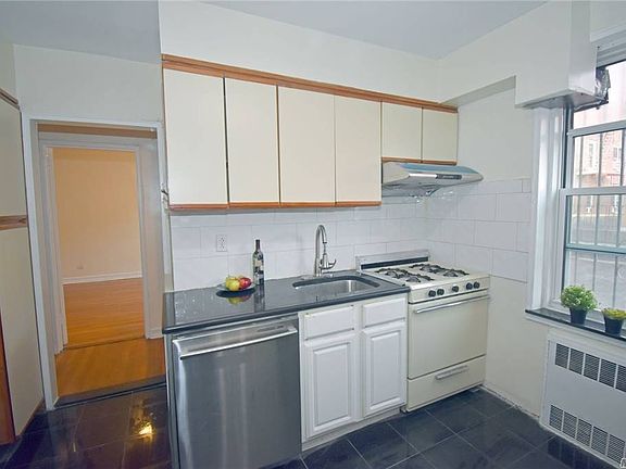 4th image of 64-11 99th St #117