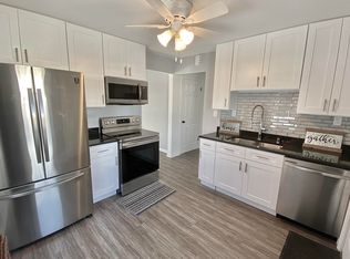 4608 W Sumac Pl, Milwaukee, WI 53219