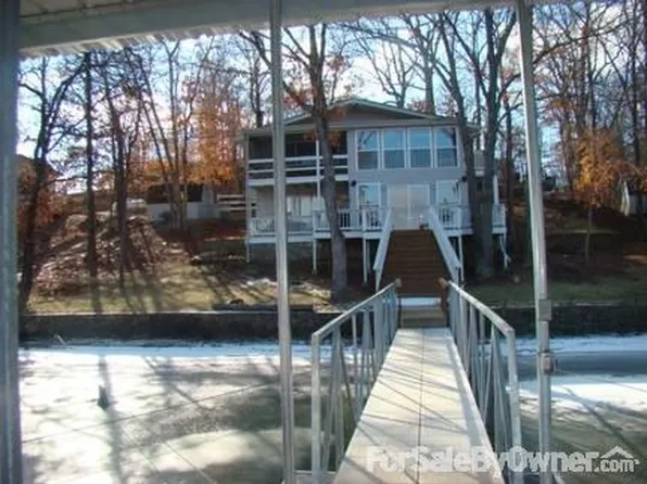 262 Robin Rd, Lake Ozark, MO 65049