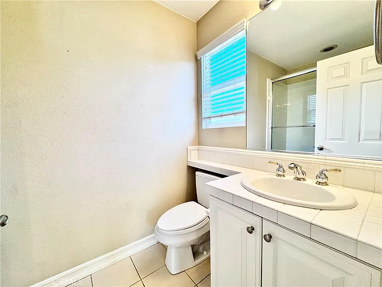 17 Pamela Way — Photo 21