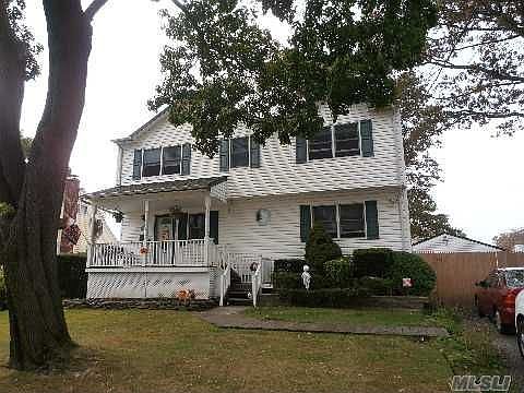 1st image of 711 Hyman Ave
