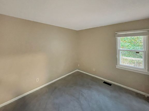 5th image of 9413 Lost Forest Dr