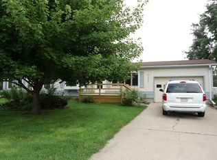 2121 P St, Aurora, NE 68818
