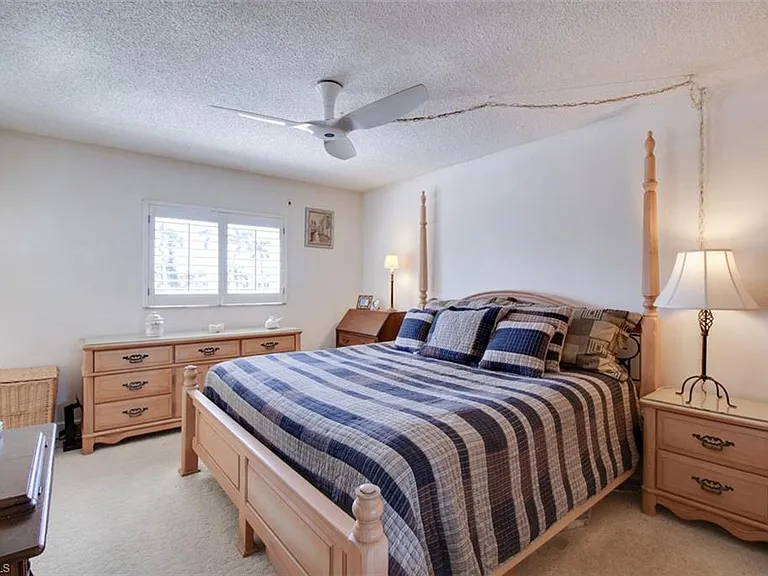 250 7th Ave S #305 — Photo 10