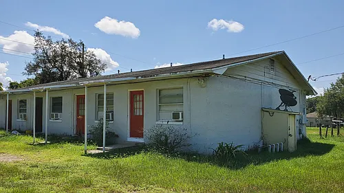 1002 Daniels St #5 Photo 1