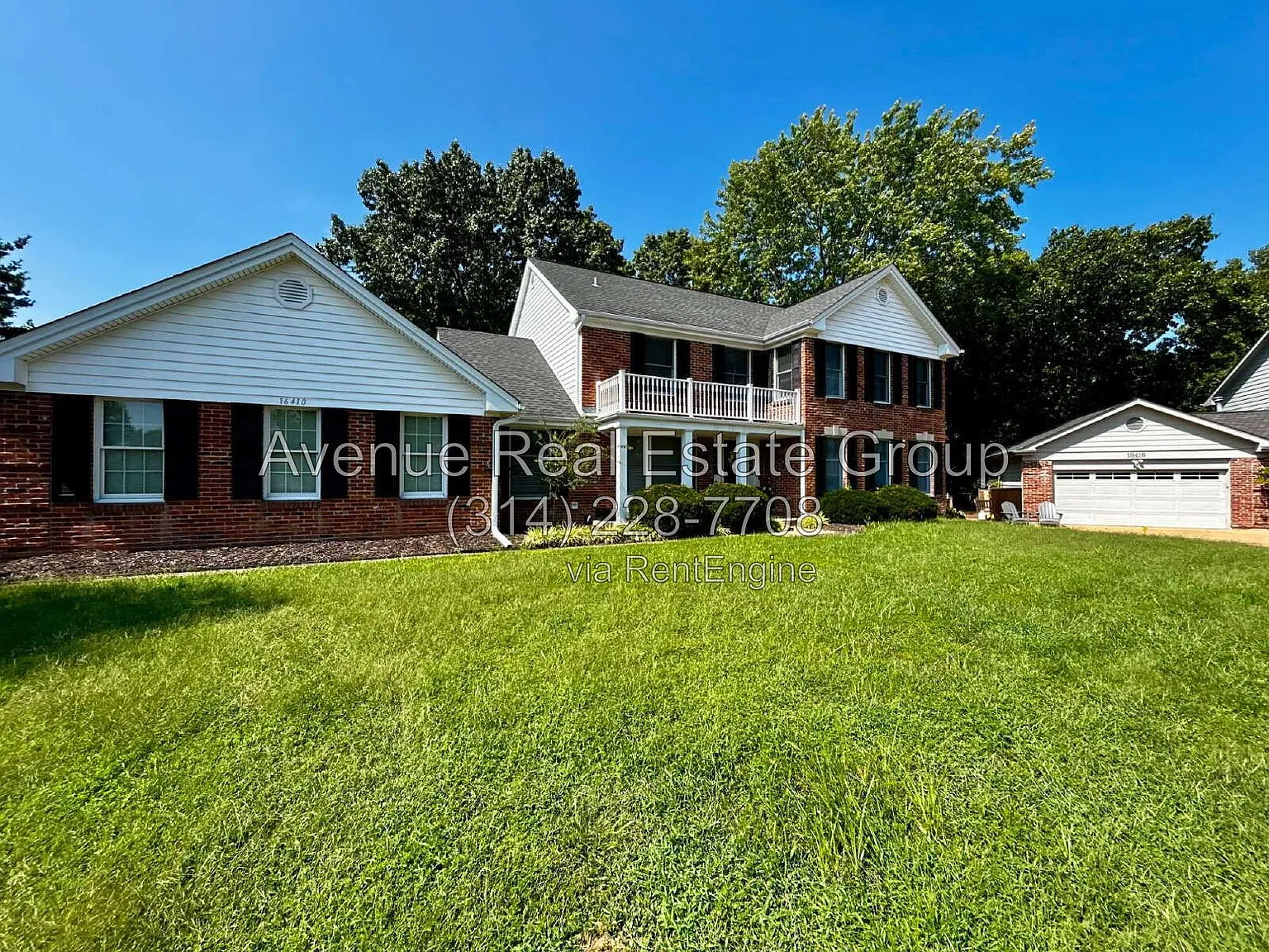 4 bed, 3.5 bath, 4207 sqft, $3,995 — Photo 2