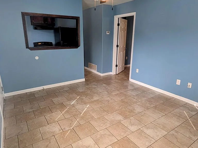903 S 19th St — Photo 3
