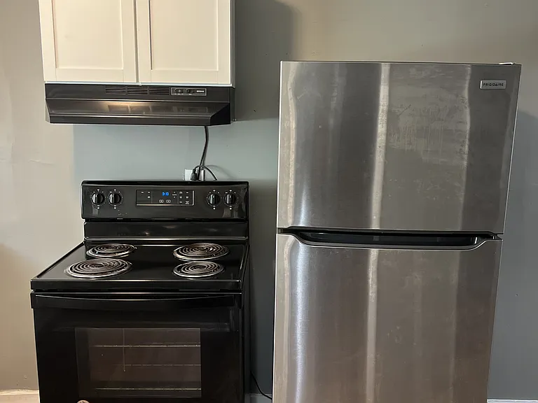 390 Cowan St #394 — Photo 8