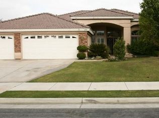 602 Cedar Ridge Dr, Bakersfield, CA 93312