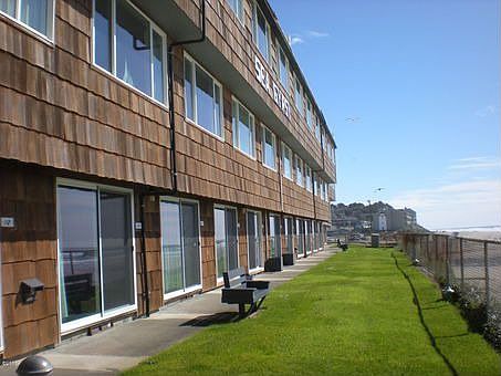1st image of 145 NW Inlet Ave #304
