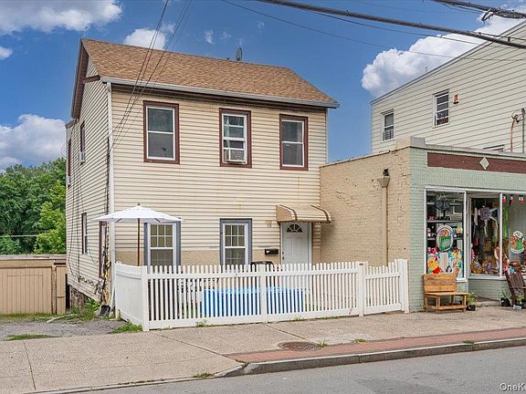 2nd image of 114-116 Ferris Avenue