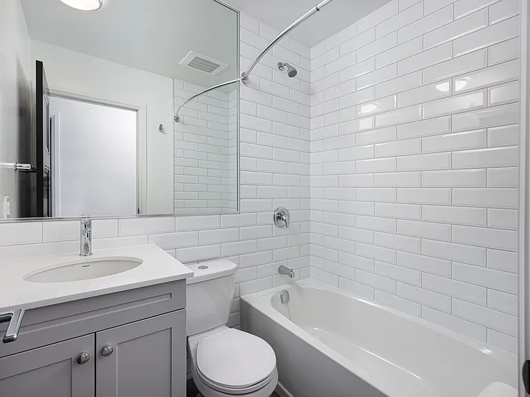 2701 Eglinton Ave W — Photo 6