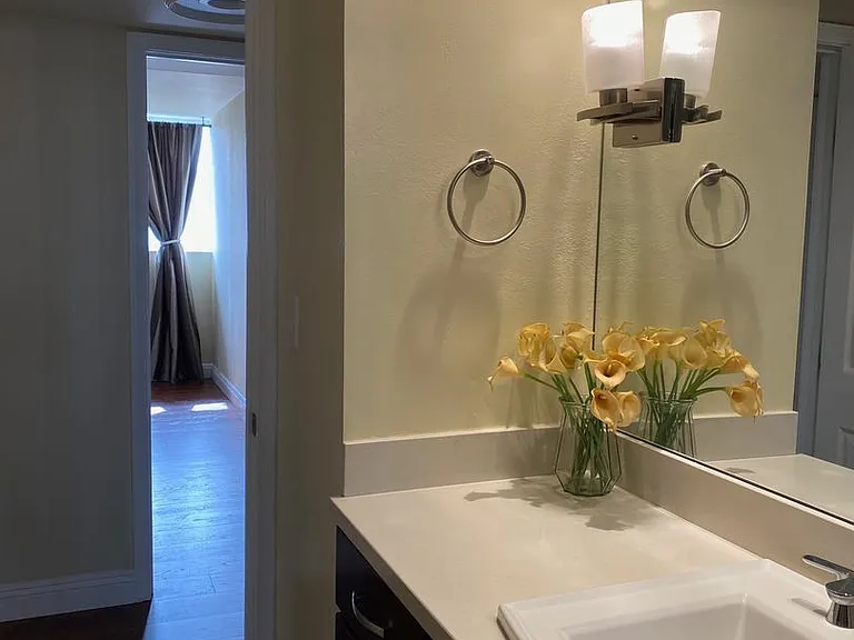 10535 Wilshire Blvd #1402 — Photo 24