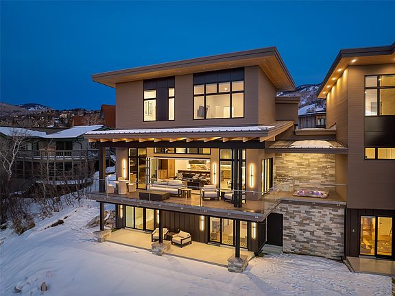 5th image of 1870 Christie Drive UNIT 1