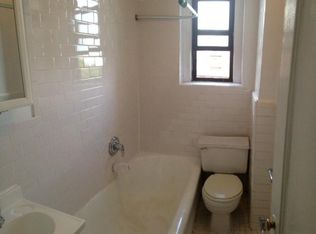 3079 Middletown Rd, Bronx, NY 10461