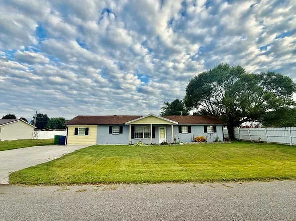 44 Lawrence St, Greenup, KY 41144