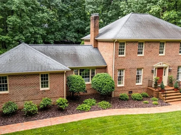 1270 Thayer Dr, Asheboro, NC 27205