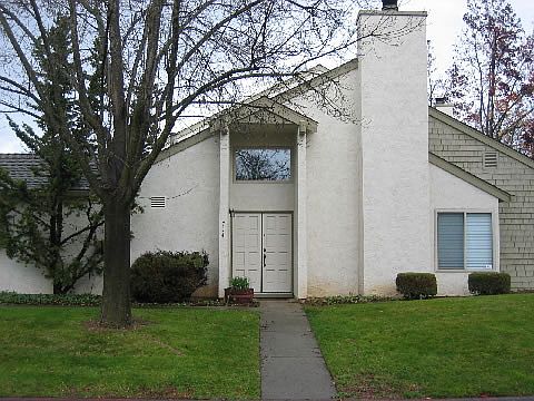 1st image of 714 Auburn Way