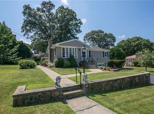 13 Susan Cir, Johnston, RI 02919