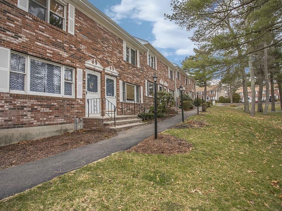 1st image of 27 Robins St #27R