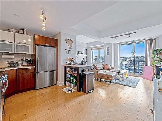 1st image of 343 4th Ave APT 10E