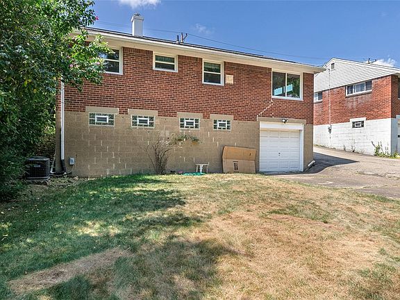 4th image of 240 Kingston Dr