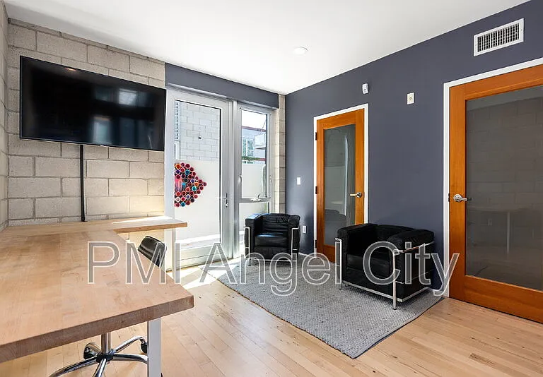 3450 Cahuenga Blvd W #607 — Photo 7