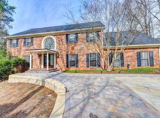9450 Huntcliff Trce, Sandy Springs, GA 30350