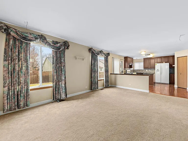 3202 Whitney Rd — Photo 11