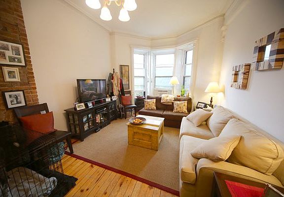 2nd image of 497 12th St APT 4L