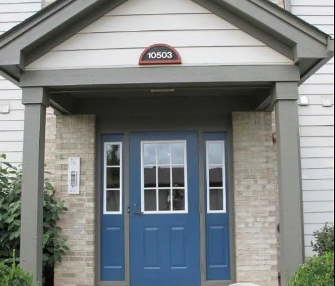 10503 Trotters Pointe Dr #204 — Photo 2