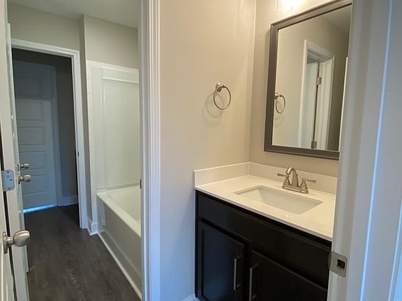 4th image of 1031 Glenkirk Dr #D