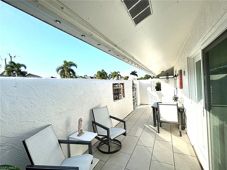 1435 Curlew Ave #1 — Photo 12