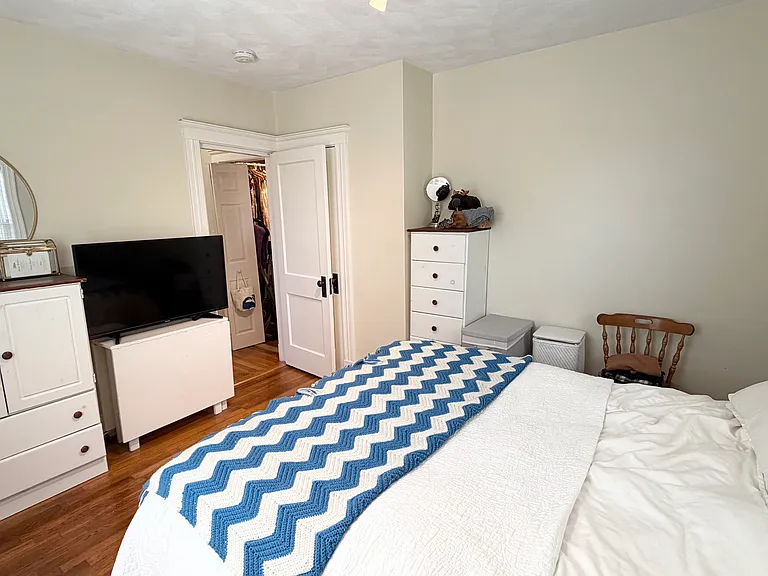 24 Beecher St #4 — Photo 11