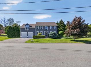 185 Rosewood Rd, Somerset, MA 02726