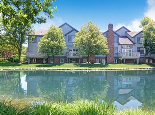 91 Trent Ct, Burr Ridge, IL 60527