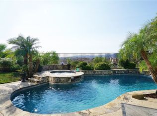 6058 Alexandra Ct, Oak Park, CA 91377