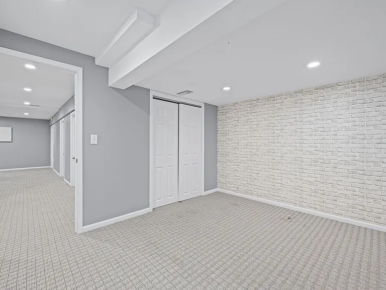 931 Taralon Trl — Photo 19
