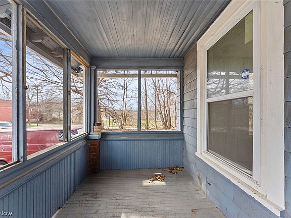 3rd image of 185 Stanton Ave