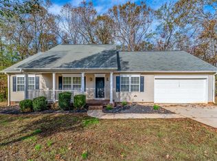 14 Four Leaf Ct, Pelzer, SC 29669