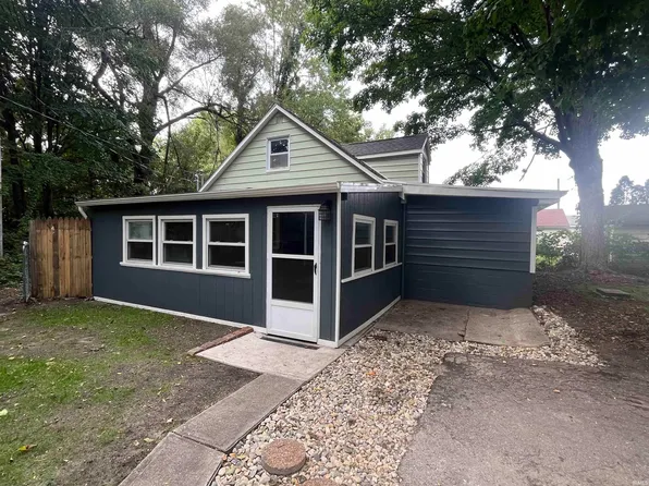 1919 Prospect St, South Bend, IN 46613