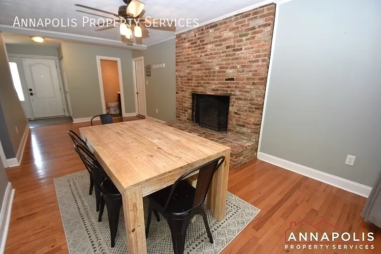 700 Mount Alban Dr — Photo 6