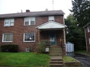 451 Garfield St, Struthers, OH 44471