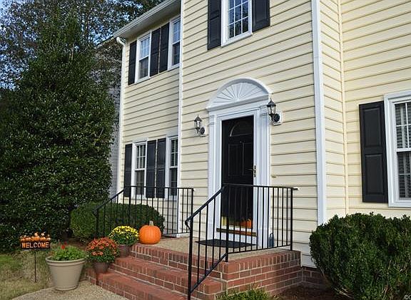 3rd image of 8908 Merediths Branch Dr