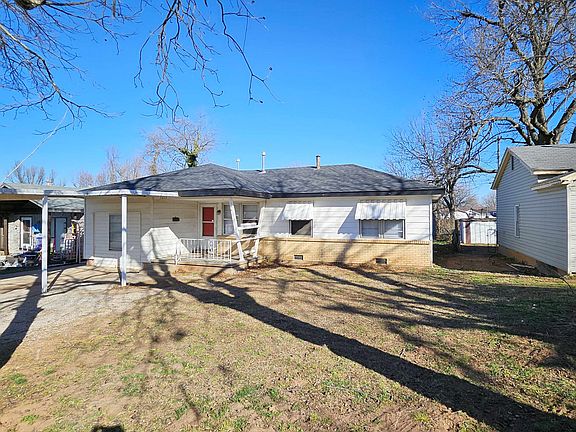 2nd image of 3633 SE 27th St
