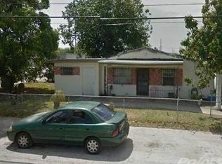 525 SW 1st St, Dania, FL 33004